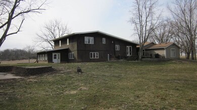 Rear view of the home.
