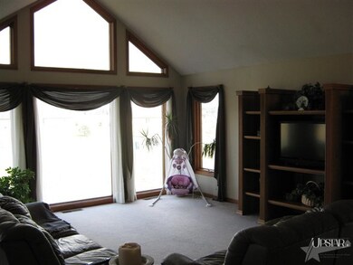 1323 Bell Brook Blvd, Bluffton, IN 46714 - photo 4