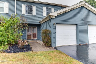 7104 Suzanne Ln, Schenectady, NY 12303 - photo 4