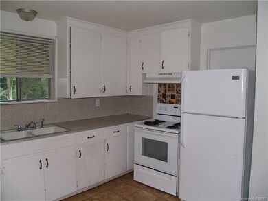 413 Brevard St, Statesville, NC 28677 - photo 6