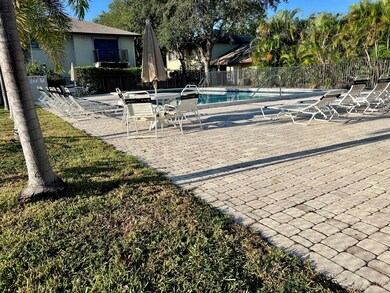1779 NE 39th Ct unit 1104, Pompano Beach, FL 33064 - photo 4