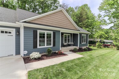 603 Haywood Ln, Statesville, NC 28625 - photo 3