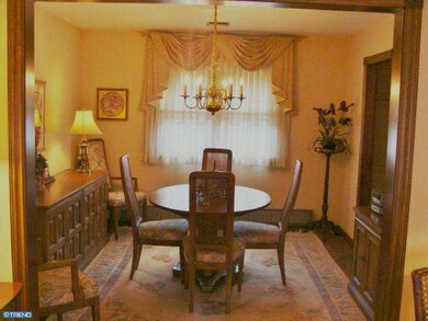 749 Amosland Rd, Morton, PA 19070 - photo 5