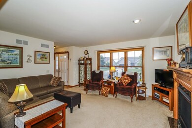 826 Ashworth Dr, Oregon, WI 53575 - photo 4