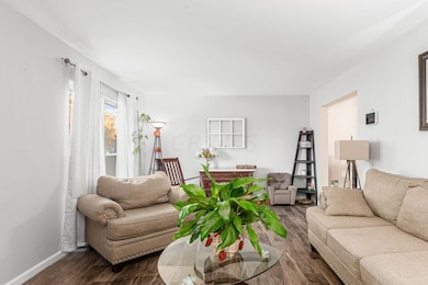 007_a6_W 5140 Edgeview Rd-048