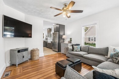 20 Felton St, Saugus, MA 01906 - photo 4