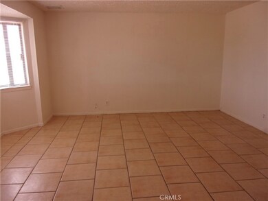 74561 Foothill Dr, Twentynine Palms, CA 92277 - photo 2