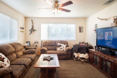 0E68DA89-95E5-4793-A5E1-D4C76B87BC89