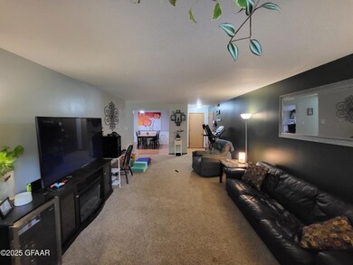 1711 21st Ave S unit 107, Grand Forks, ND 58201 - photo 3