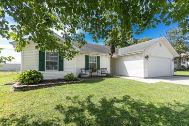 710 W Pearl St, Bolivar, MO 65613 - photo 2