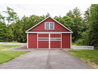 Stable/Barn. 32 X 64 heated barn...