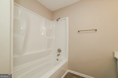 8218 Lakeview Dr SW, Covington, GA 30014 - photo 7