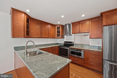 8961 Skyrock Ct, Columbia, MD 21046 - photo 3