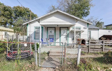 121 E Gilman St -2