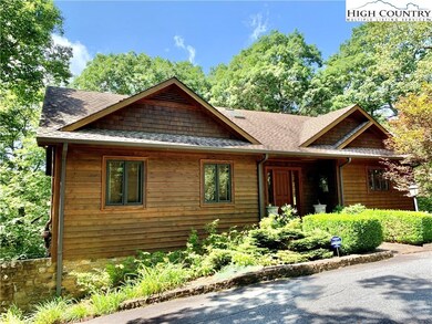 200 Yonahlossee Trail, Blowing Rock, NC 28605 - photo 3