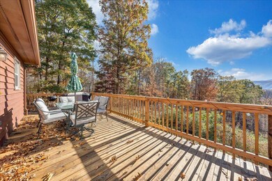 255 Cedar Bluff Rd, Buchanan, VA 24066