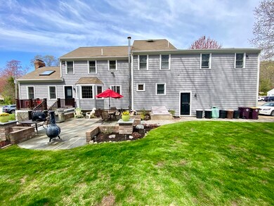10 Simonds Ln, Weymouth, MA 02188 - photo 5
