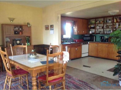 26311 Fostoria Rd, Genoa, OH 43430 - photo 4