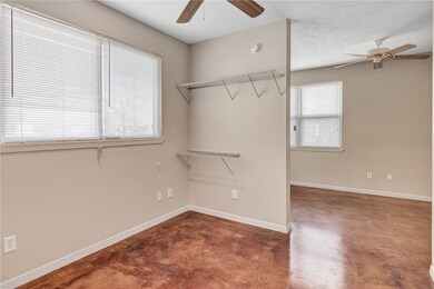 209 Davis St unit Multiple Units Avail, Bryan, TX 77801 - photo 7