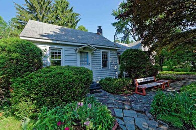 1027 Winne Rd, Schenectady, NY 12309 - photo 2