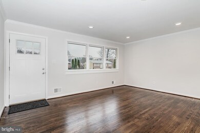 214 Highmeadow Rd, Reisterstown, MD 21136 - photo 4