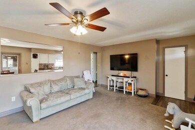 4149 Knob Hill Dr, Des Moines, IA 50317 - photo 4