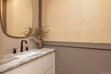 1497 Carroll St, Wantagh, NY 11793 - photo 6