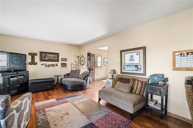 1243 28th Place, West Des Moines, IA 50266 - photo 4