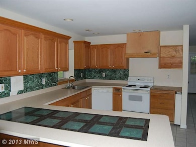 113 Maryland Ave, Edgewater, MD 21037 - photo 5