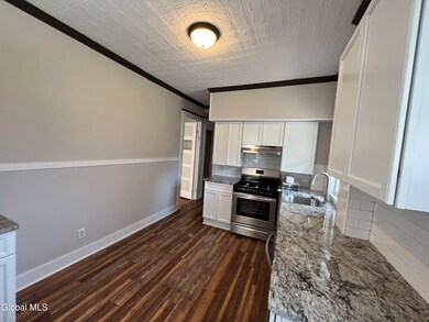 1084 Wendell Ave unit 1, Schenectady, NY 12308 - photo 4