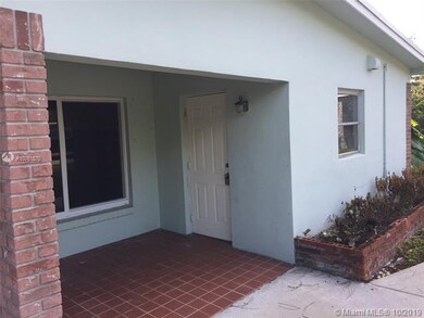 6622 Eastview Dr, Lake Worth, FL 33462 - photo 2