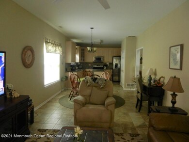 07-Kitchen from Family Room