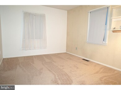 1305 Bradford Rd, Oreland, PA 19075 - photo 7