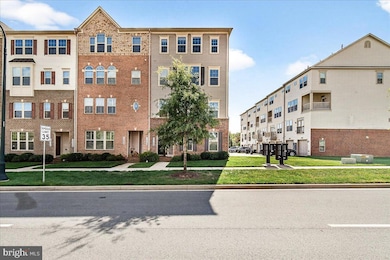 13786 Little Seneca Pkwy unit 410P, Clarksburg, MD 20871 - photo 2