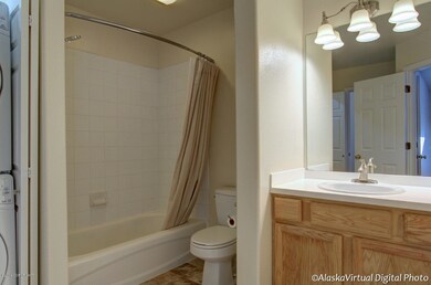5_master bath-2