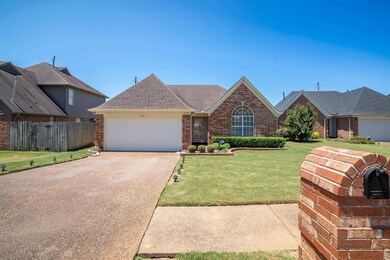 1113 Cathedral Ln, Cordova, TN 38018 - photo 2