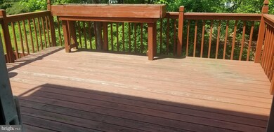 14100 Oakpointe Dr, Laurel, MD 20707 - photo 6