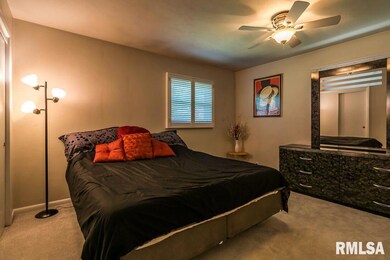 1511 Parklane Dr, Bettendorf, IA 52722 - photo 4