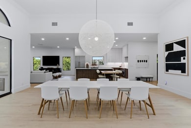 2557 Seminole Cir, West Palm Beach, FL 33409 - photo 5