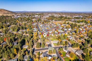 21012 Thomas Dr, Bend, OR 97702 - photo 2