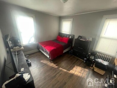110 Grumman Ave unit 1, Newark, NJ 07112 - photo 4