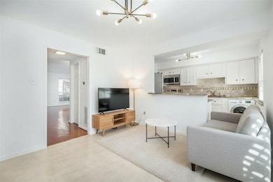 6440 Olympia Dr unit 86, Houston, TX 77057 - photo 6