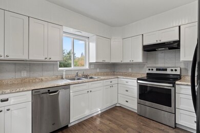 637 N Broadway St, Tekoa, WA 99033 - photo 3