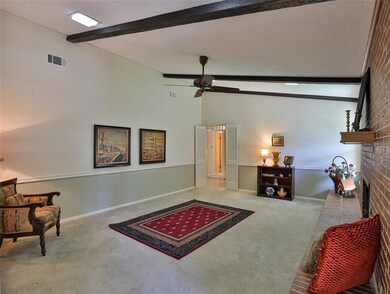 4005 Aragon Dr, Fort Worth, TX 76133 - photo 6