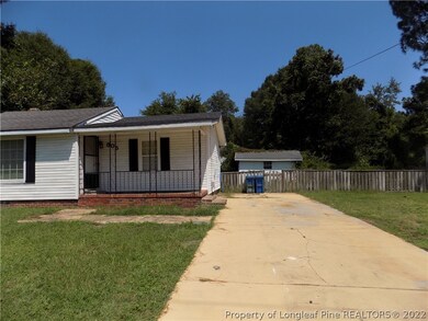 805 Roxie Ave, Fayetteville, NC 28304 - photo 2