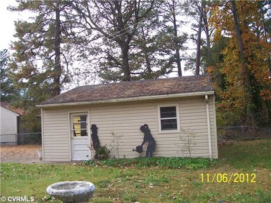Parking Lot/Garage