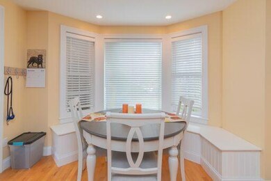 10 Edgewater nook