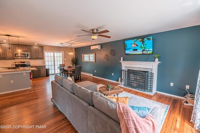 7021 Vista Dr, Tobyhanna, PA 18466 - photo 6