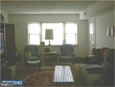 101 Woodstream Dr, Norristown, PA 19403 - photo 7