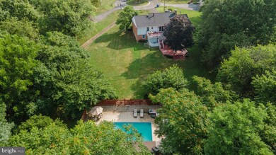 14328 Sugarloaf Vista Dr, Clarksburg, MD 20871 - photo 4